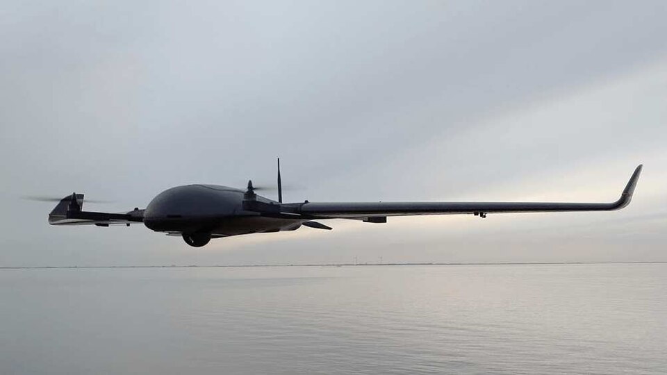 VTOL 수직이착륙 무인항공기 — 고정익 VTOL 기체 예시